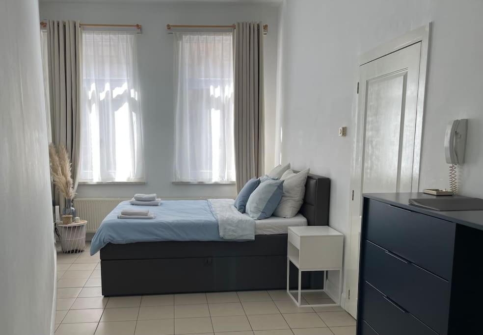 Private In Apartment Antwerp